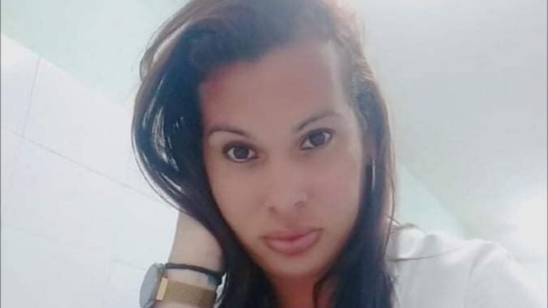 Yelieen, mujer trans cubana doctora